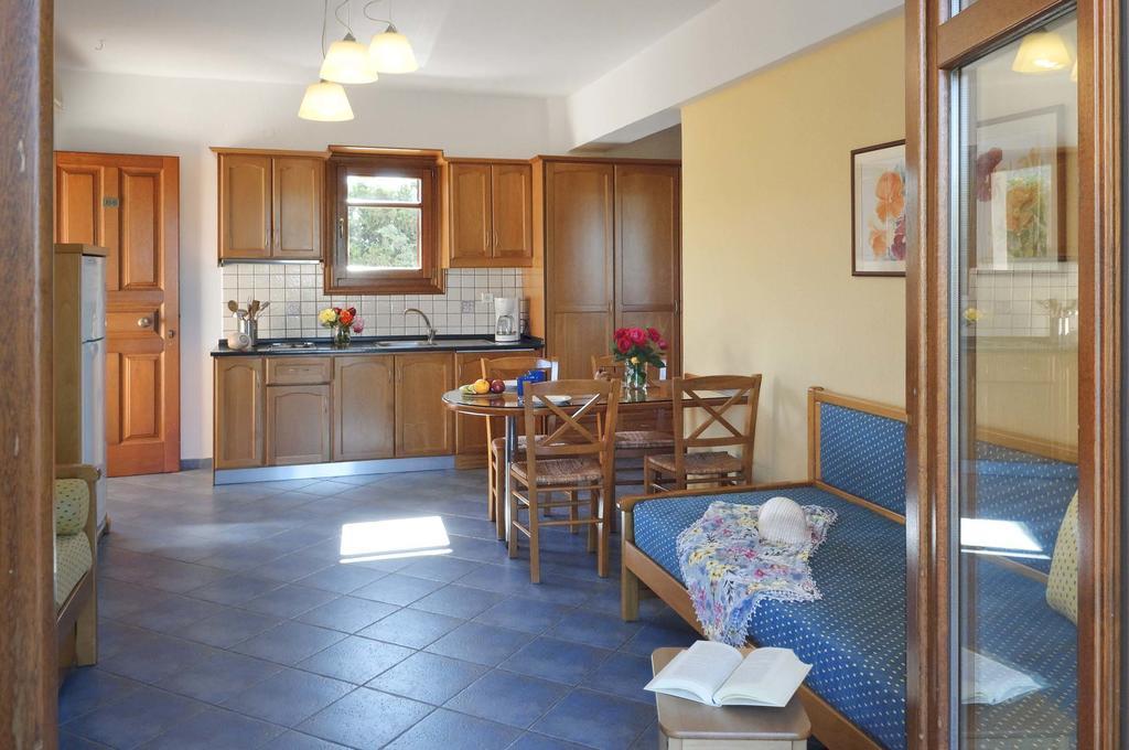 Hotel Apartments Sikia Като-Гацеа Экстерьер фото